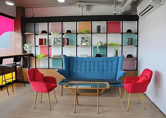 Mystay Bgc West 3*