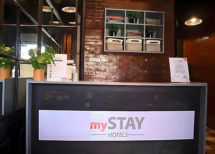 Mystay Bgc West 3*